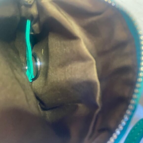 Flower Shaped Statement Piece crossbody bag/Purse in Teal - Picture 6 of 6